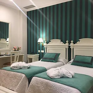 Adriano Boutique 3*, Sevilla Spanien